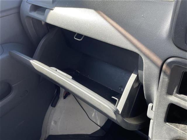 Daihatsu Hijet Cargo 12