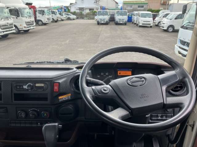 Hino Ranger 12