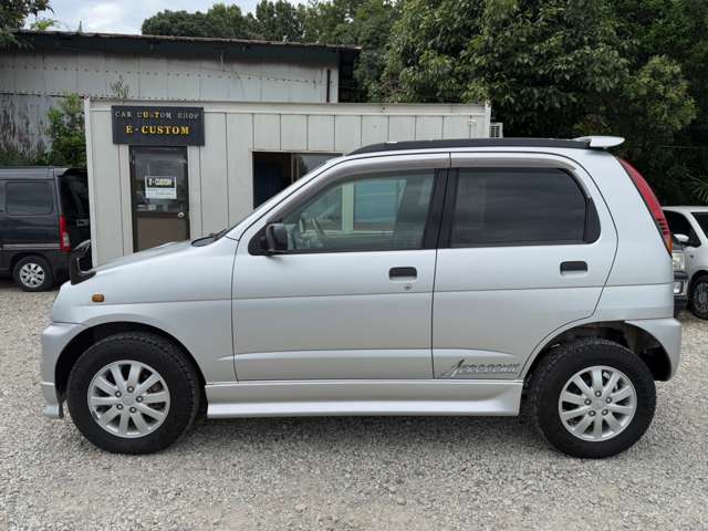 Daihatsu Terios Kid 4