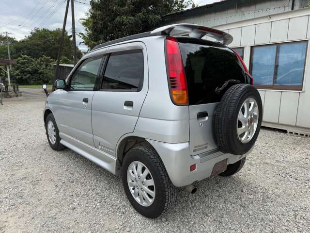 Daihatsu Terios Kid 5