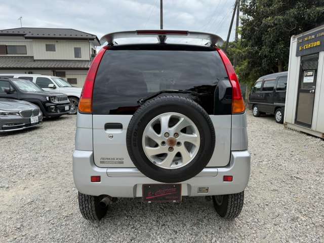 Daihatsu Terios Kid 6