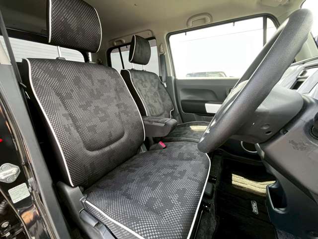 Mazda Flair Crossover 11