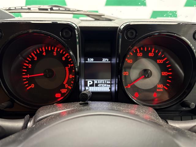 Suzuki Jimny 9
