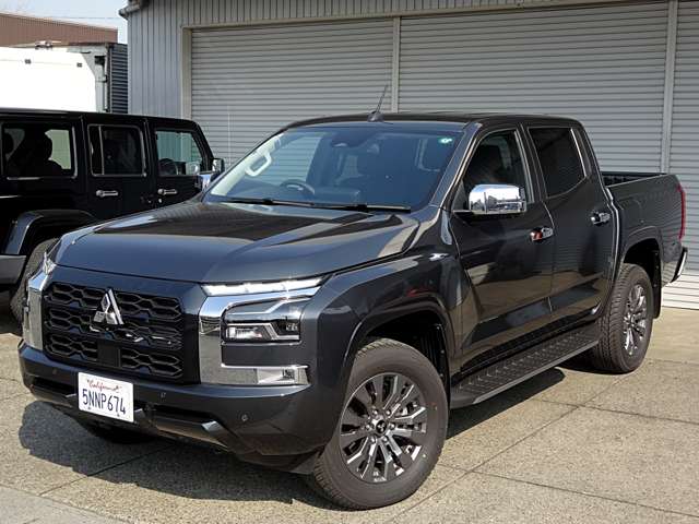 Mitsubishi Triton 7