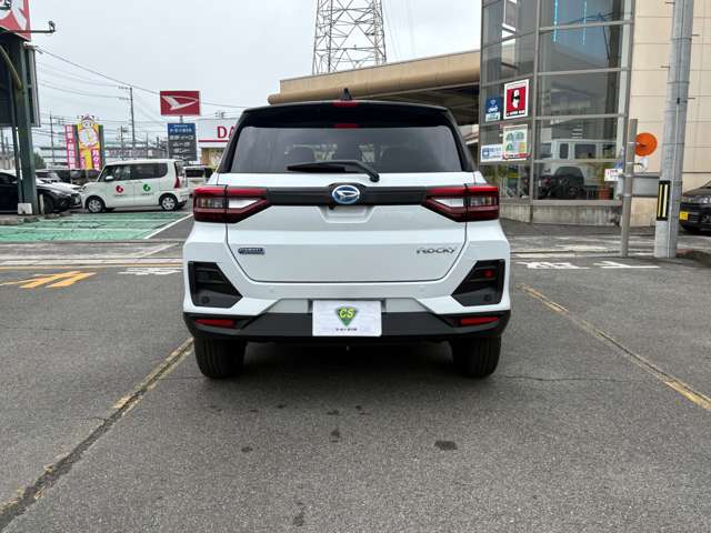 Daihatsu Rocky 10