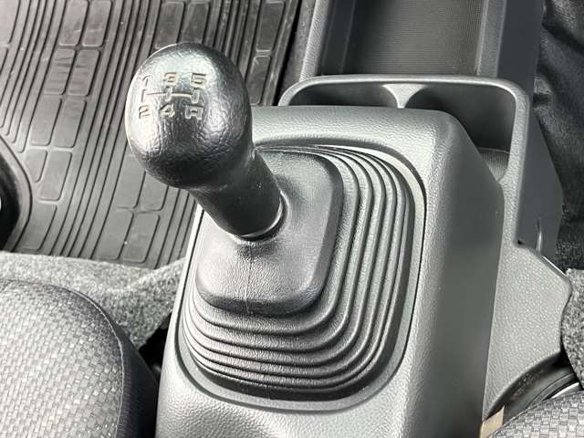 Suzuki Carry 8