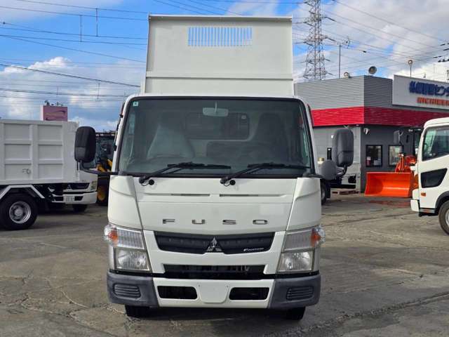 Mitsubishi Fuso Canter 2