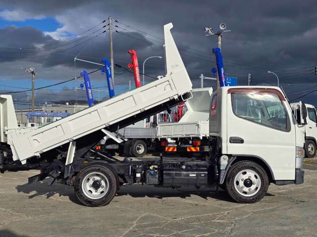 Mitsubishi Fuso Canter 4