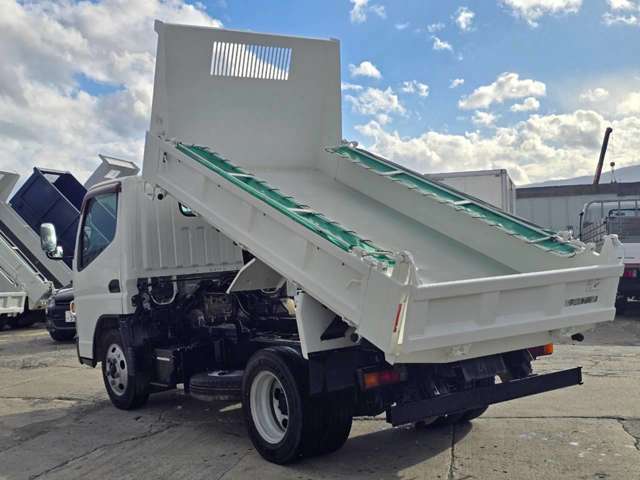 Mitsubishi Fuso Canter 6