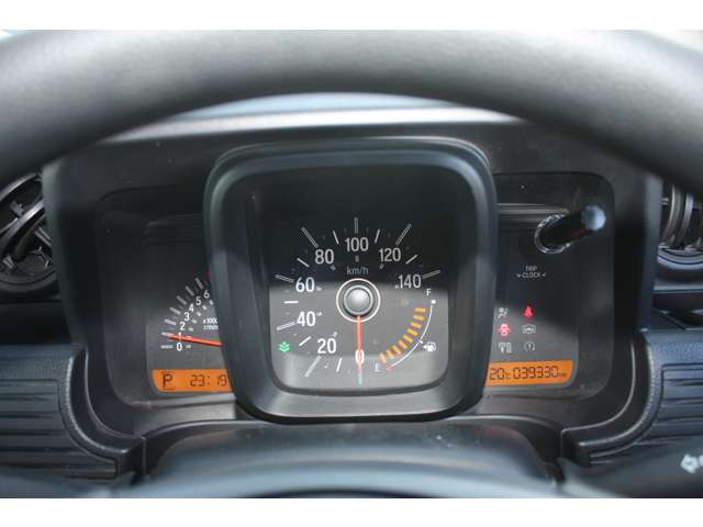 Honda N-VAN 11
