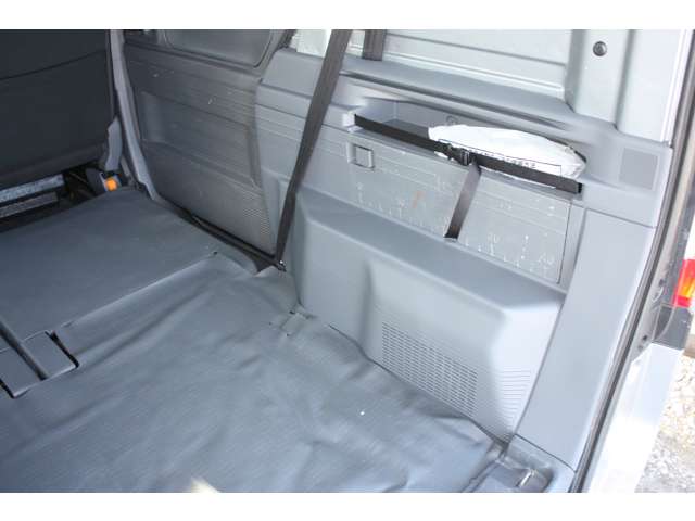 Honda N-VAN 8