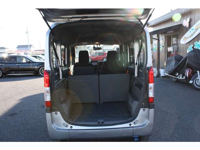 Honda N-VAN 9