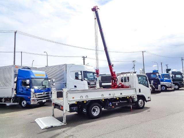 Isuzu Elf 12