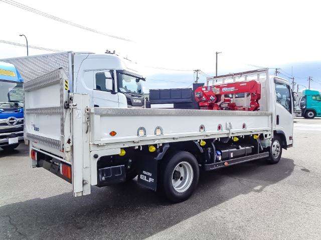 Isuzu Elf 5