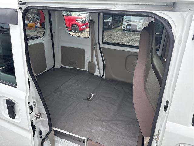 Suzuki Every 11