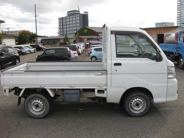 Daihatsu Hijet Truck 4