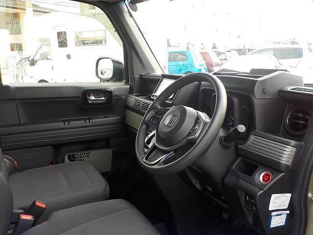 Honda N-VAN 11