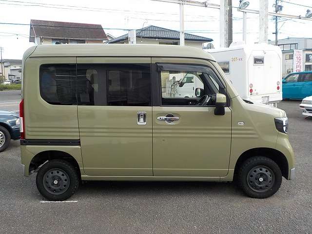 Honda N-VAN 6