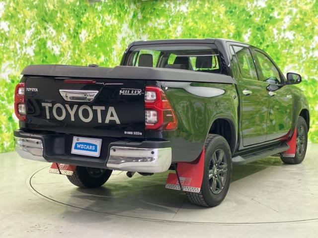 Toyota Hilux 6