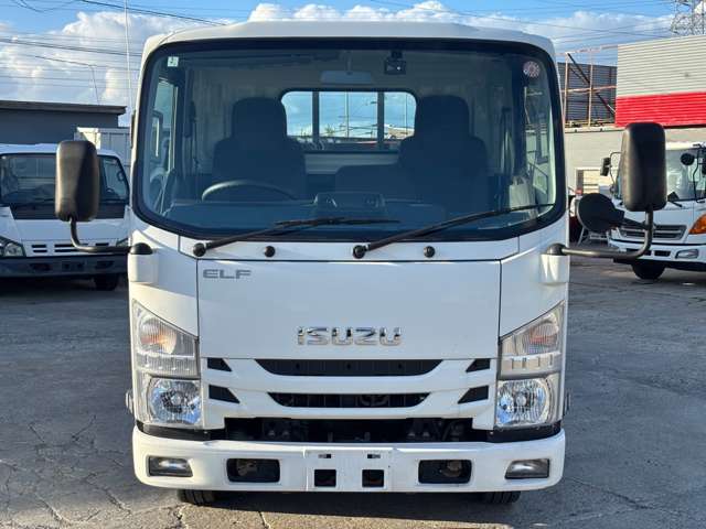 Isuzu Elf 2