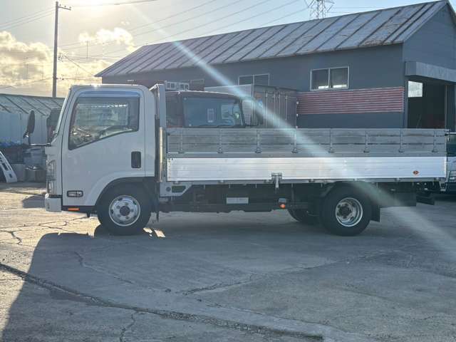 Isuzu Elf 5