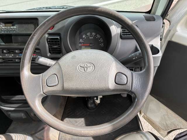 Toyota Pixis Truck 9