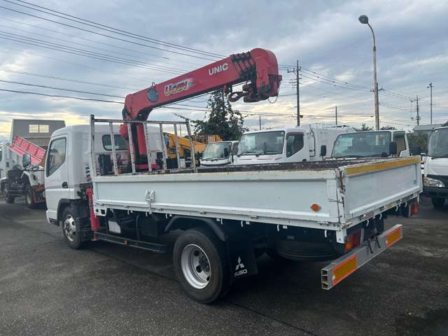 Mitsubishi Fuso Canter 7