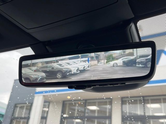 Lexus NX 6