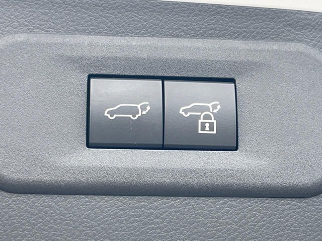 Lexus NX 8