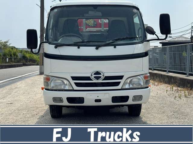 Hino Dutro 6