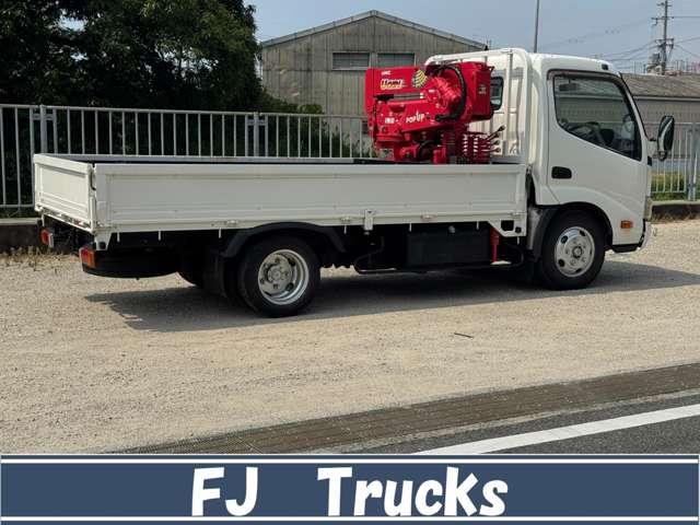 Hino Dutro 10