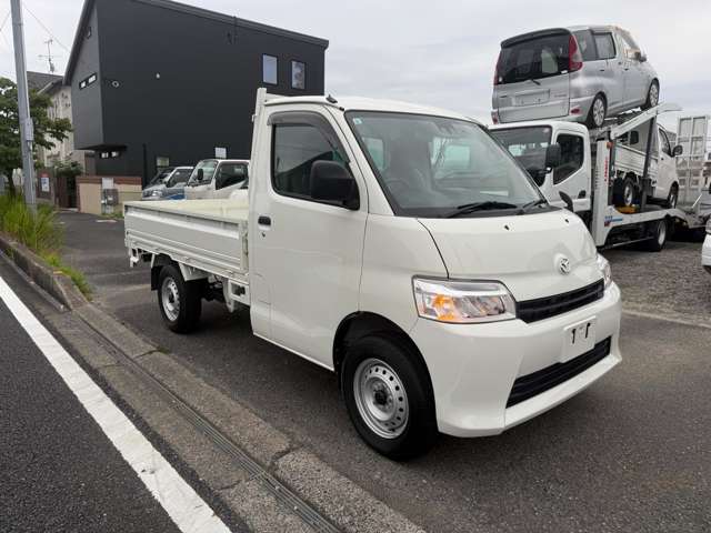Mazda Bongo Truck 6