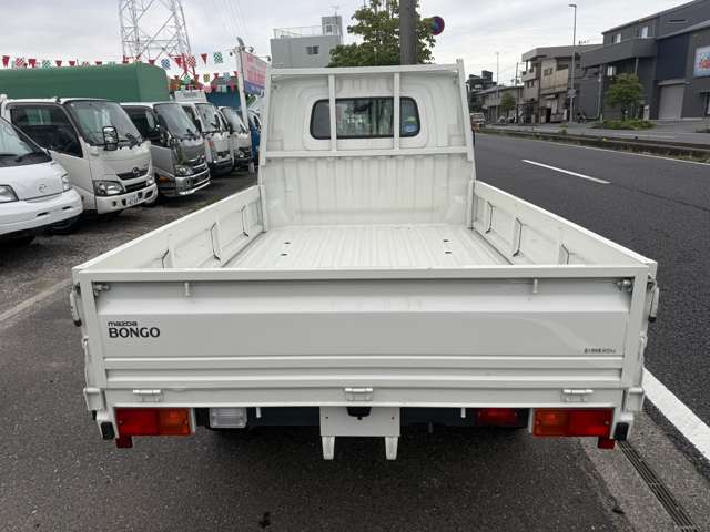 Mazda Bongo Truck 8