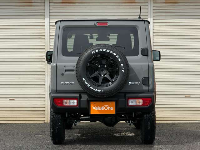 Suzuki Jimny 9
