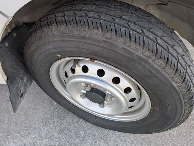 Suzuki Carry 12