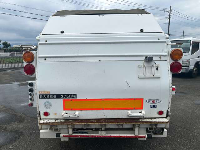 Isuzu Elf 5