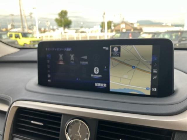 Lexus RX 11