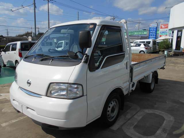 Nissan Vanette Truck 2