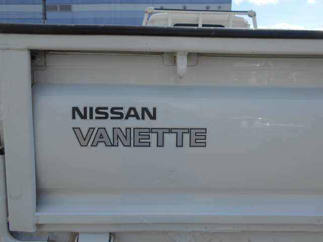 Nissan Vanette Truck 7
