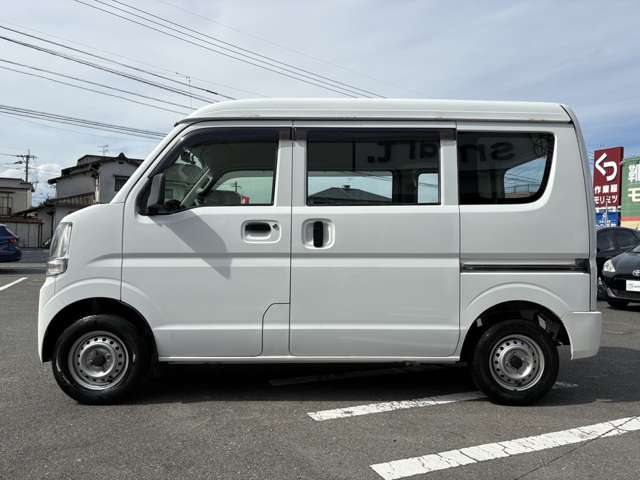 Nissan NV100 Clipper 5