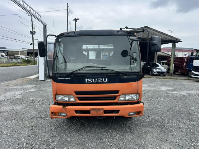 Isuzu Forward 2