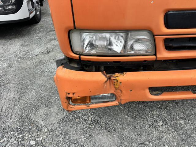 Isuzu Forward 3