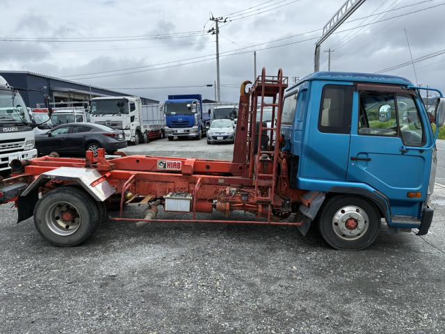 Nissan Condor 5