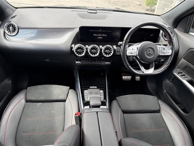 Mercedes-Benz GLA-Class 5