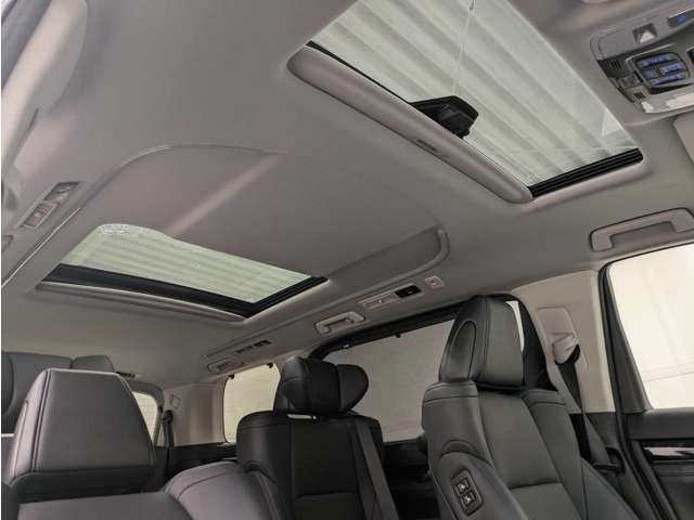 Toyota Alphard 2