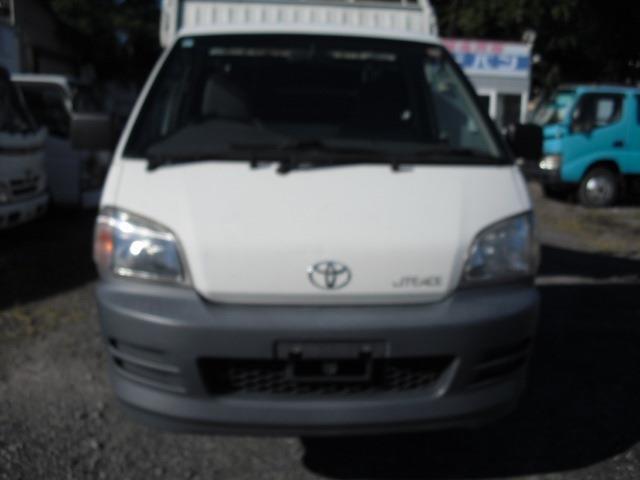 Toyota Light Ace Truck 2