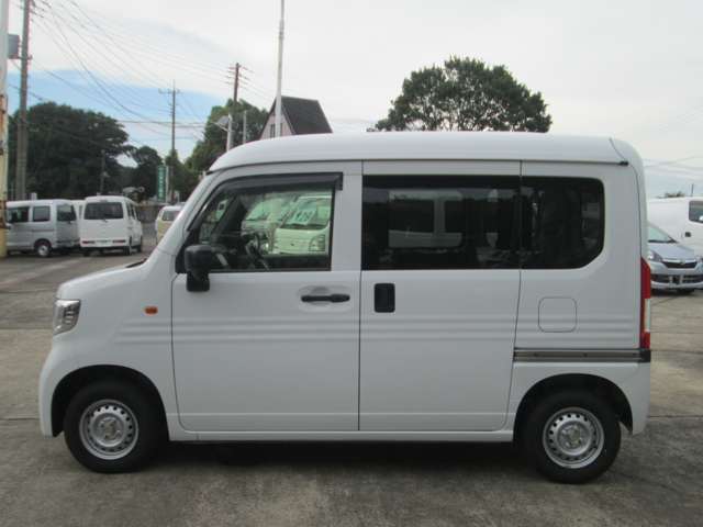 Honda N-VAN 9