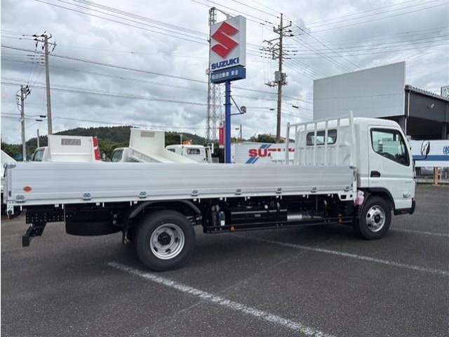 Mitsubishi Fuso Canter 4
