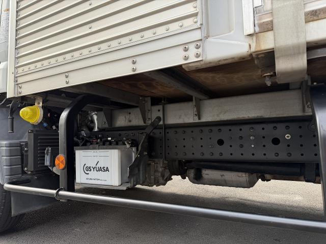 Mitsubishi Fuso Canter 10
