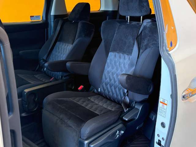 Toyota Alphard 10